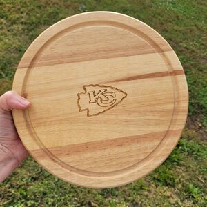 Kansas City Chiefs Brie Cheese Board & Tool Set NFL Cutting & Serving Round KC